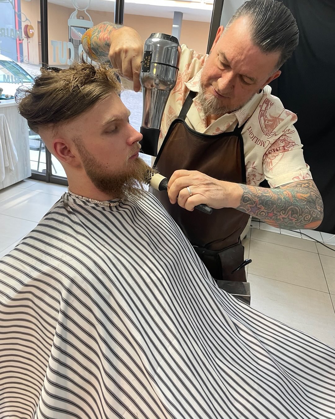 Beard sculpt and shape